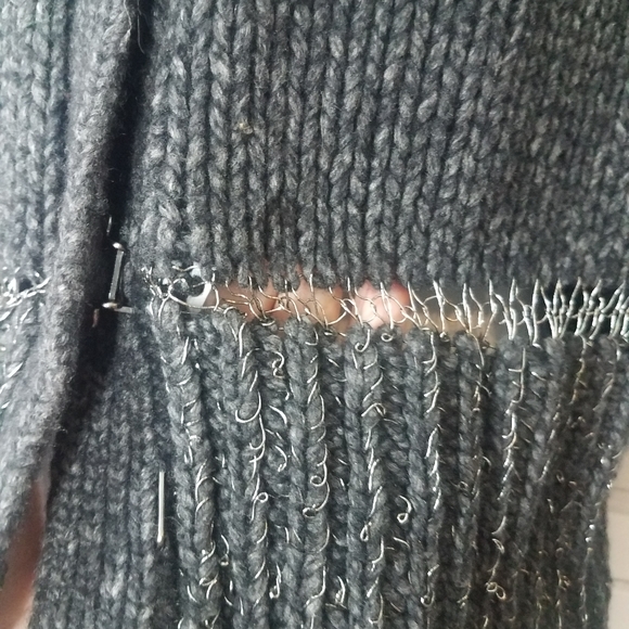 Duffy Gray Knit Wool Cashmere Blend Sweater - Picture 3 of 13